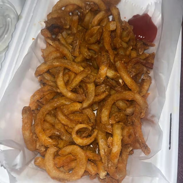Curly Friez.